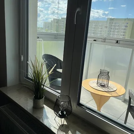 Metro Sluzew Appartement