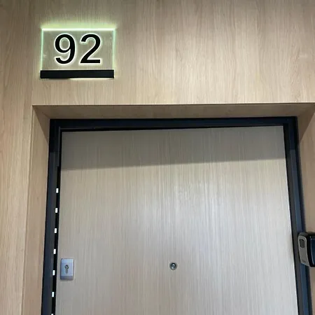 Metro Sluzew Apartman Varsó