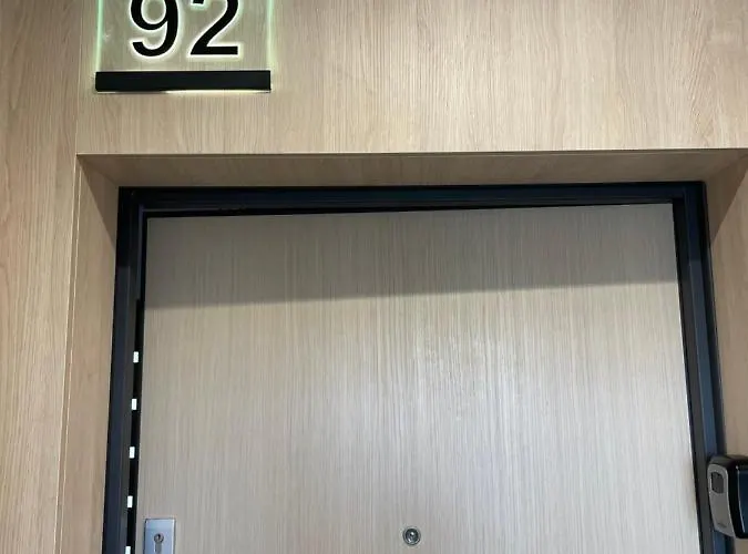 Metro Sluzew Apartman Varsó